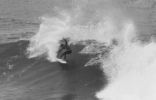 One of those off-beat moments that just highlight how unique Parko and Bells are. Not many people can surf this wave period, and to surf it this well is just an art. Parko, in the final. PHOTO: Sherman